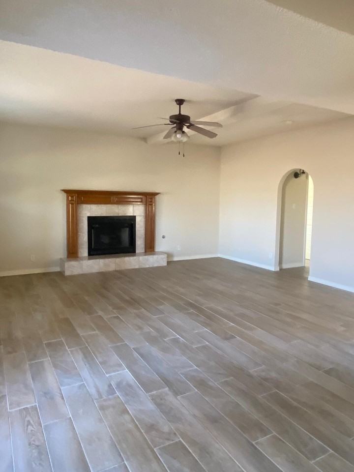 12385 Paseo Alegre Dr - Photo 6 of 17