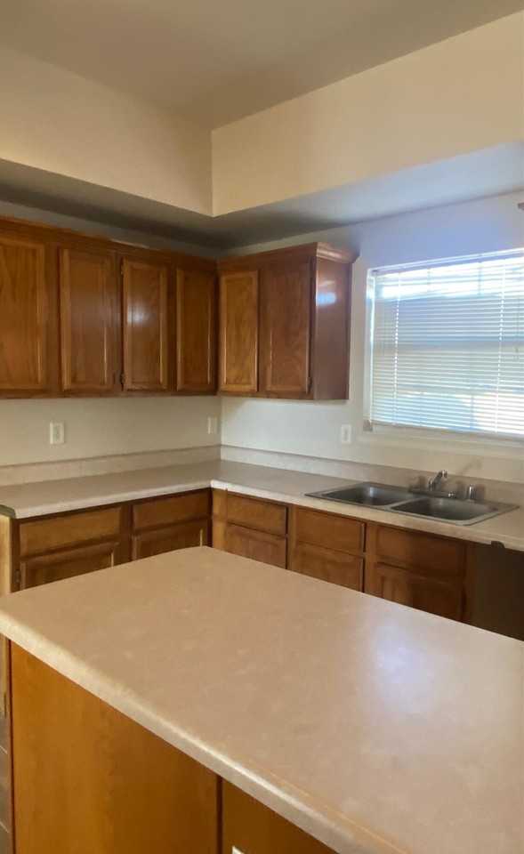 12385 Paseo Alegre Dr - Photo 7 of 17