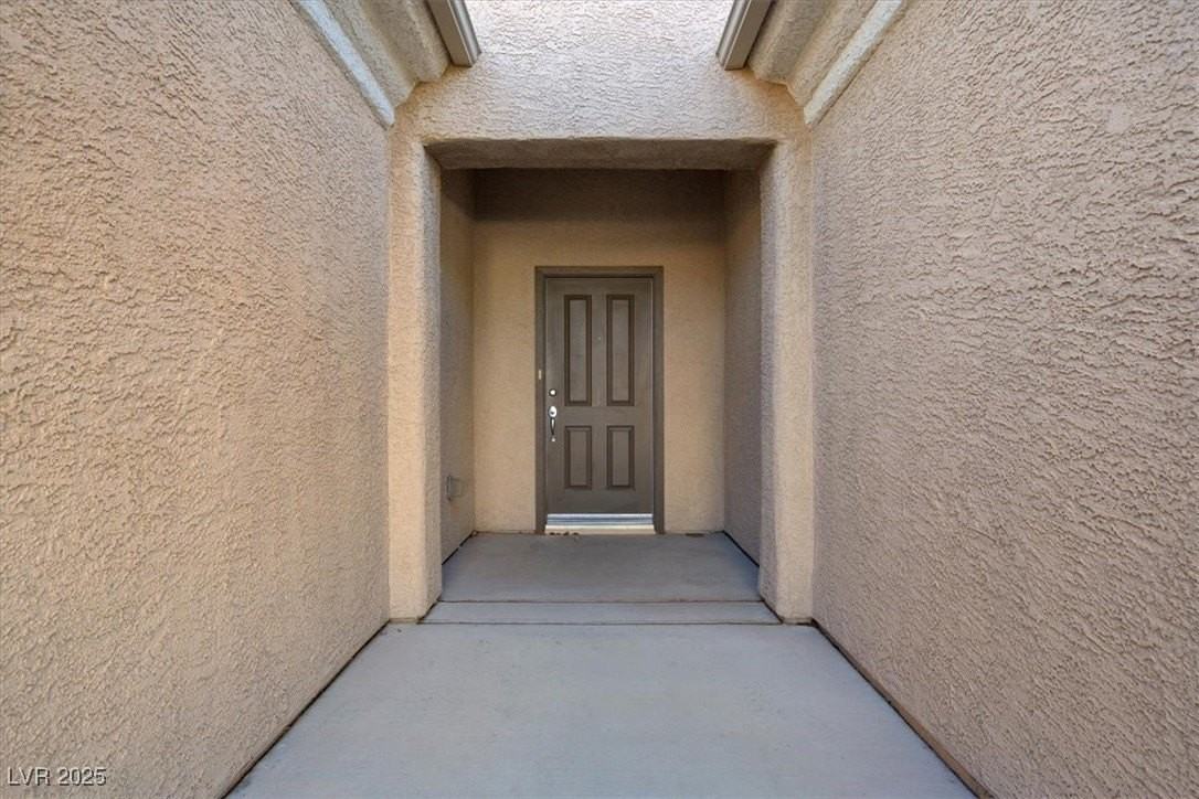 3321 Kingbird Dr - Photo 2 of 26