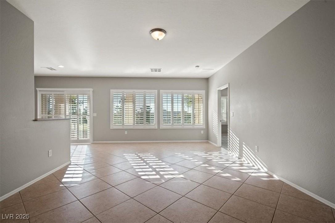 3321 Kingbird Dr - Photo 5 of 26