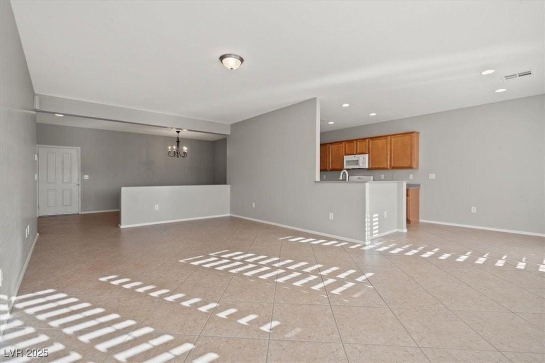 3321 Kingbird Dr - Photo 6 of 26