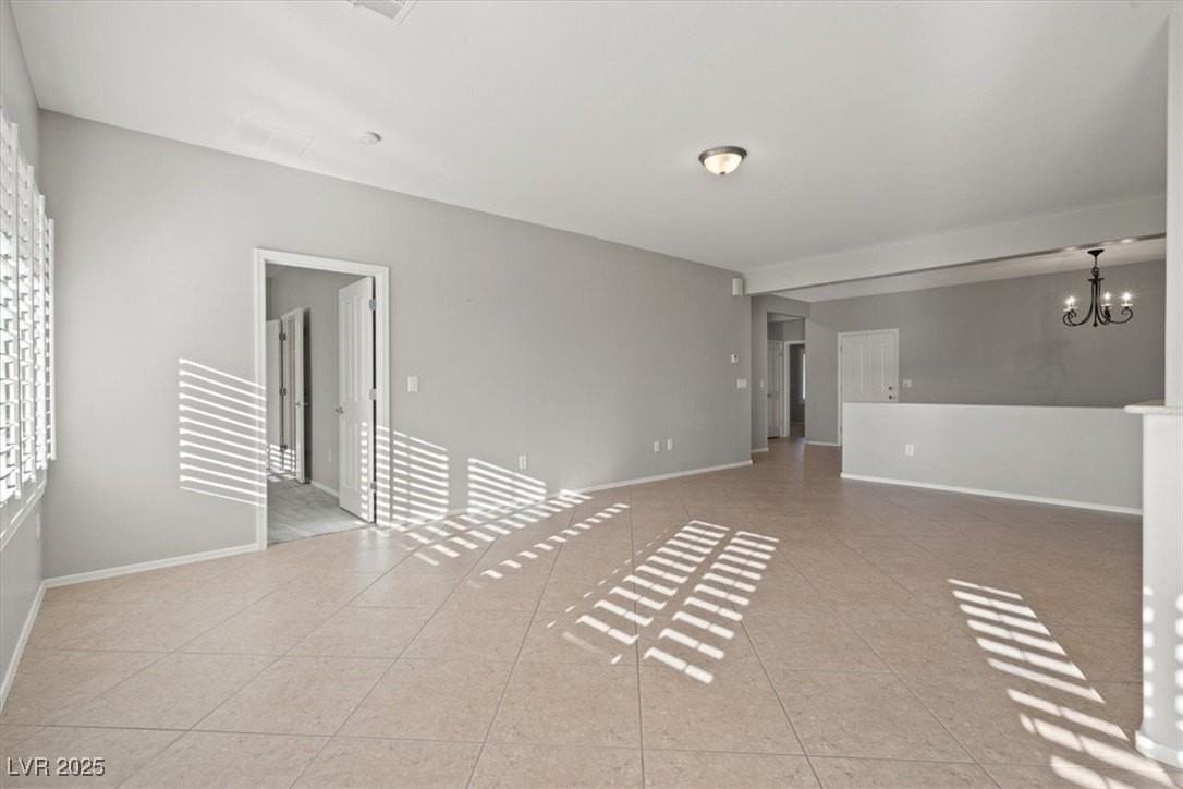 3321 Kingbird Dr - Photo 7 of 26