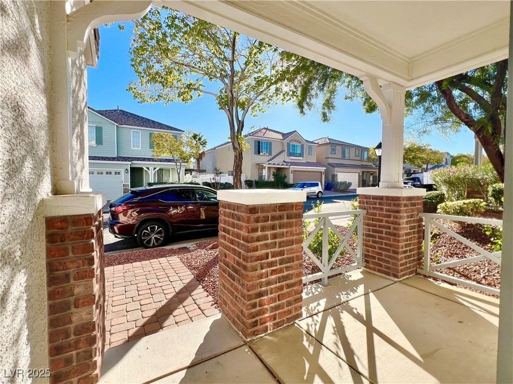 6164 Bridgeport Hills Ave - Photo 4 of 49