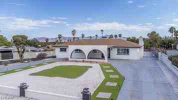 featured image of 3485 Shamrock Avenue #0