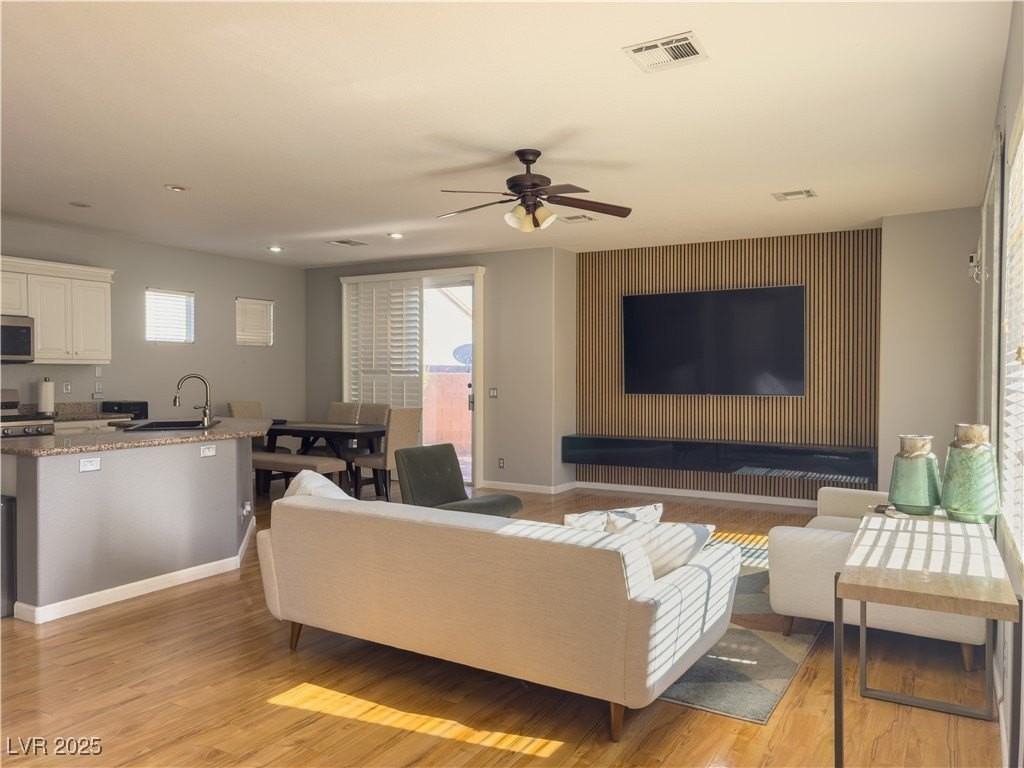 3610 Pinnate Dr - Photo 3 of 18