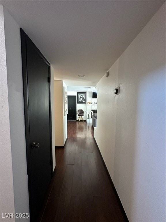 5929 W Cherokee Ave - Photo 4 of 30