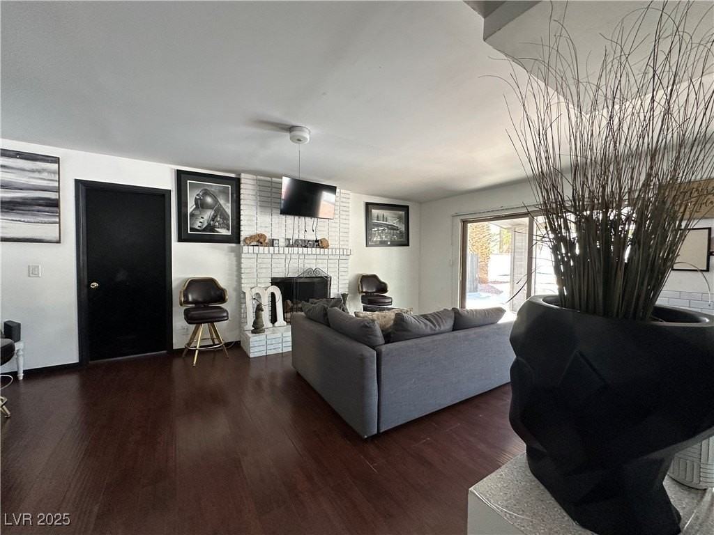 5929 W Cherokee Ave - Photo 6 of 30