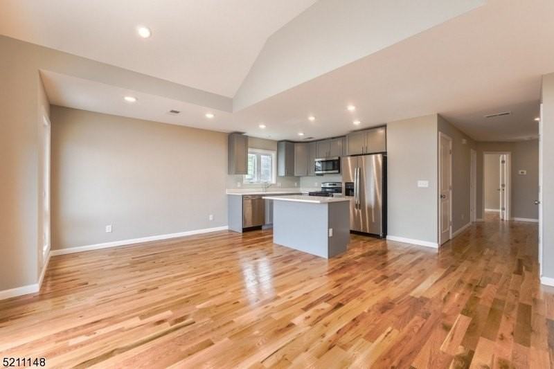 255 Chadwick Ave #2 - Photo 7 of 23