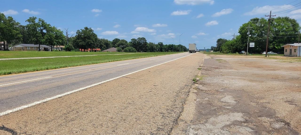 2824 E Marshall Ave - Photo 5 of 10