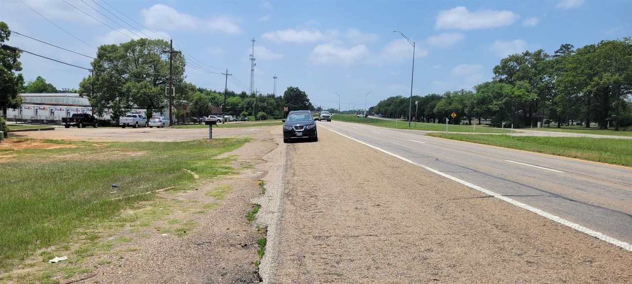 2824 E Marshall Ave - Photo 6 of 10