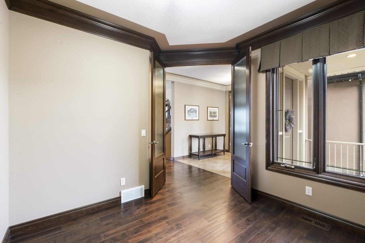 132 Aspen Cliff Close Sw - Photo 6 of 50