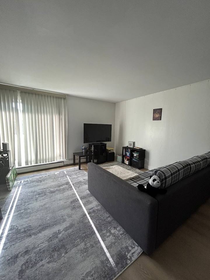 302 302, 2117 16 Street SW - 1 #1 - Photo 6 of 9