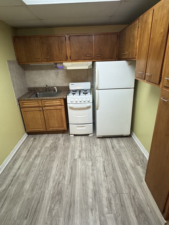 116 Bidwell Parkway #5A - Photo 3 of 6