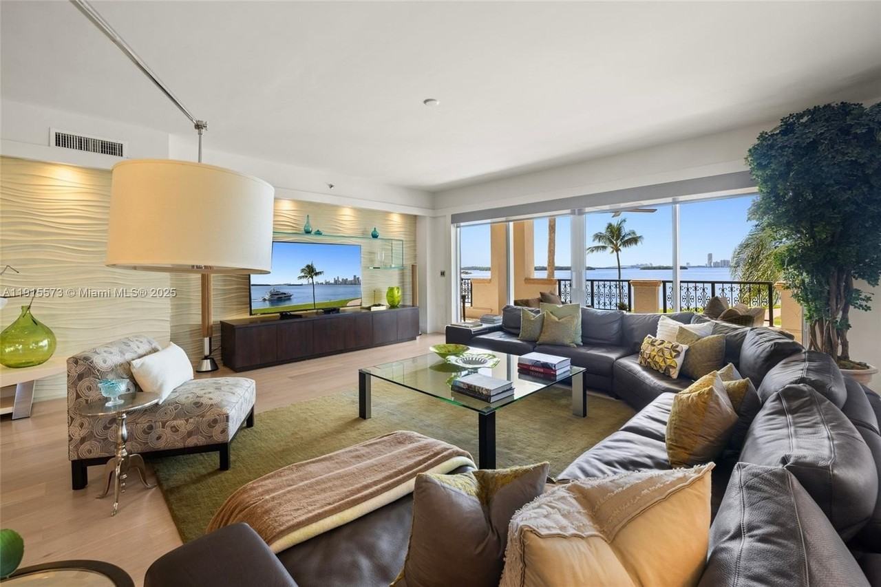 4924 Fisher Island Dr #4924 - Photo 6 of 50