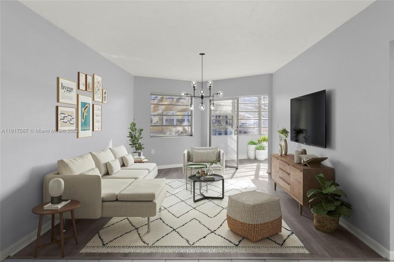 18630 Ne 18th Ave #136 - Photo 6 of 36