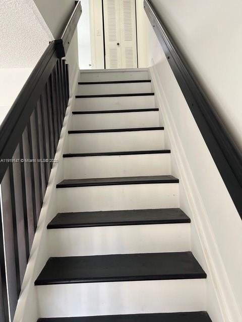 631 Nw 82nd Ave #220 - Photo 5 of 19