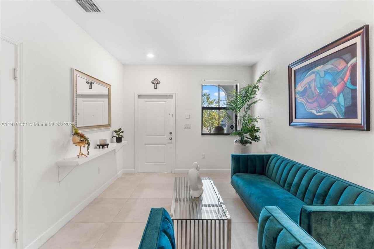 28742 Sw 134th Ct - Photo 7 of 43