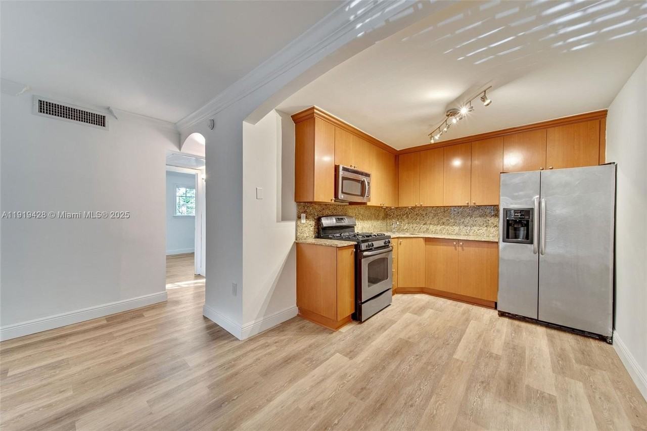 3245 Virginia St #56 - Photo 2 of 18