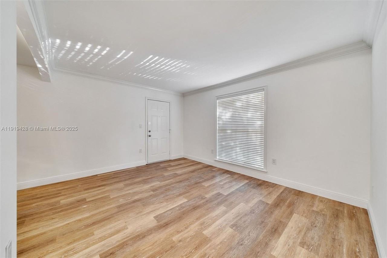 3245 Virginia St #56 - Photo 7 of 18