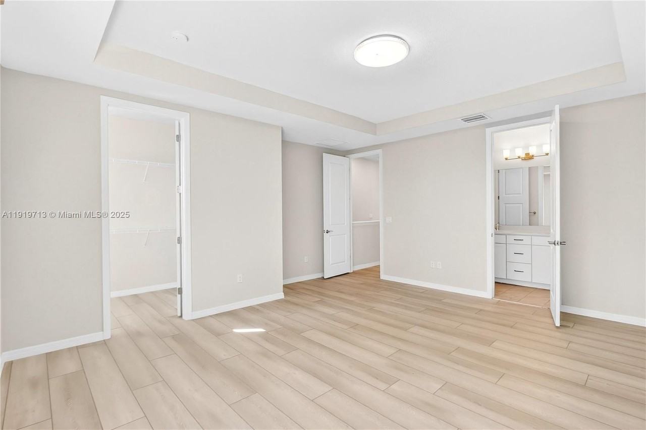 4144 Greenway Dr #4144 - Photo 7 of 24