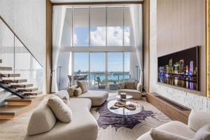 featured image of 1040 Biscayne Boulevard #1403