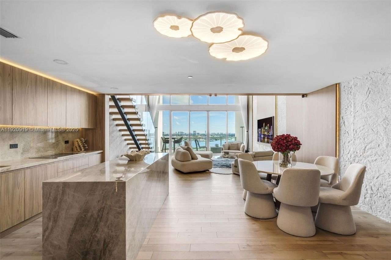 1040 Biscayne Boulevard #1403 - Photo 3 of 39