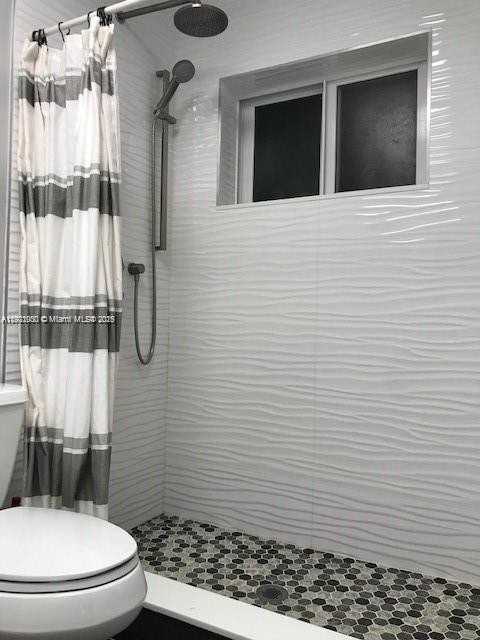 11465 Nw 87th Pl - Photo 5 of 8