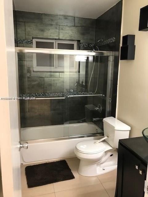 11465 Nw 87th Pl - Photo 6 of 8