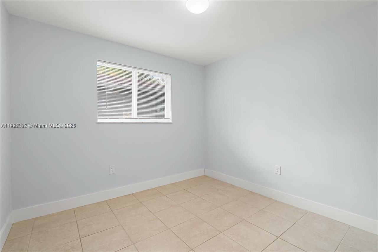 7722 Ne 3rd Ct #2 - Photo 6 of 14