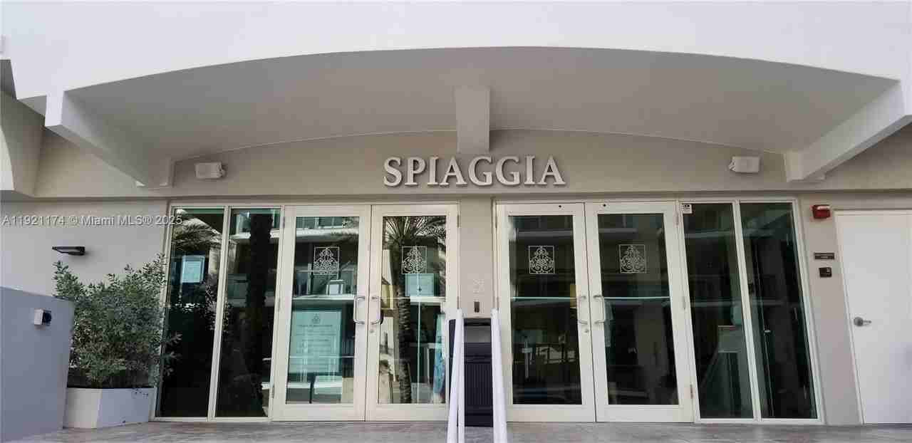 9499 Collins Ave #PH02 - Photo 3 of 19