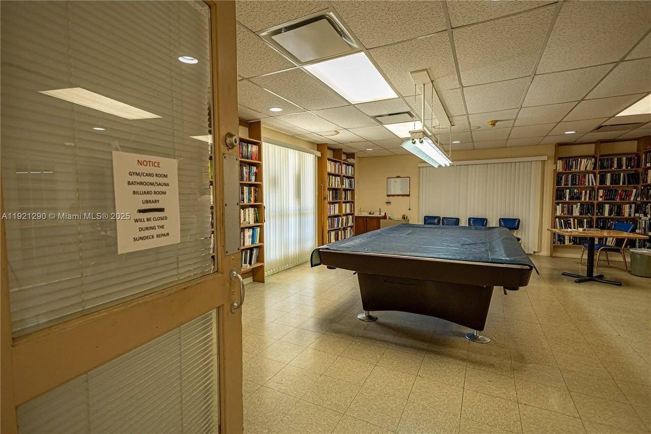 16790 Ne 14th Ave #215 - Photo 4 of 39