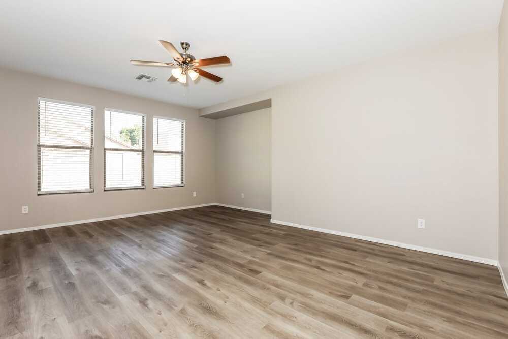 6879 S Onyx Dr - Photo 3 of 16