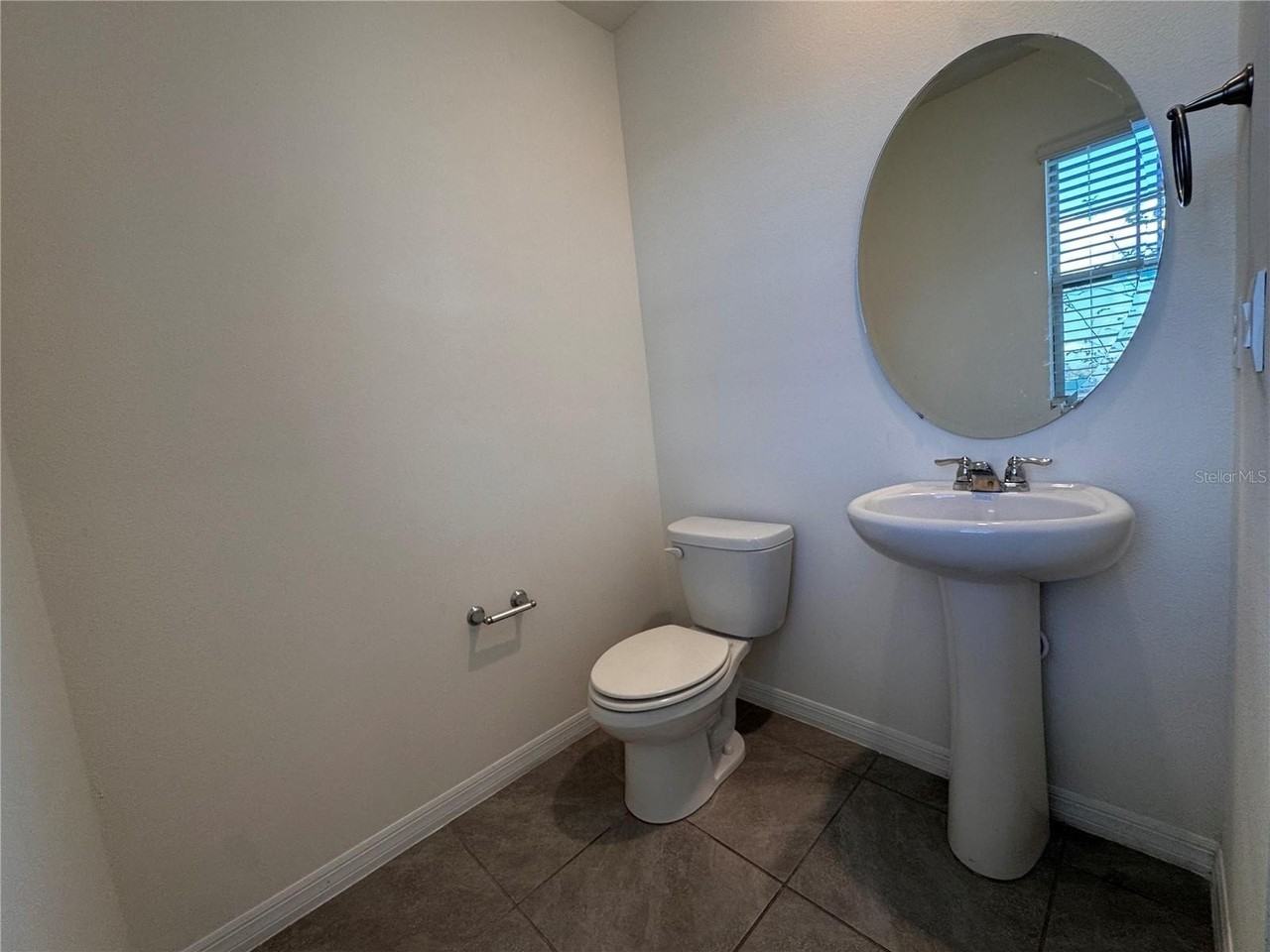 2095 King Ranch St - Photo 6 of 17