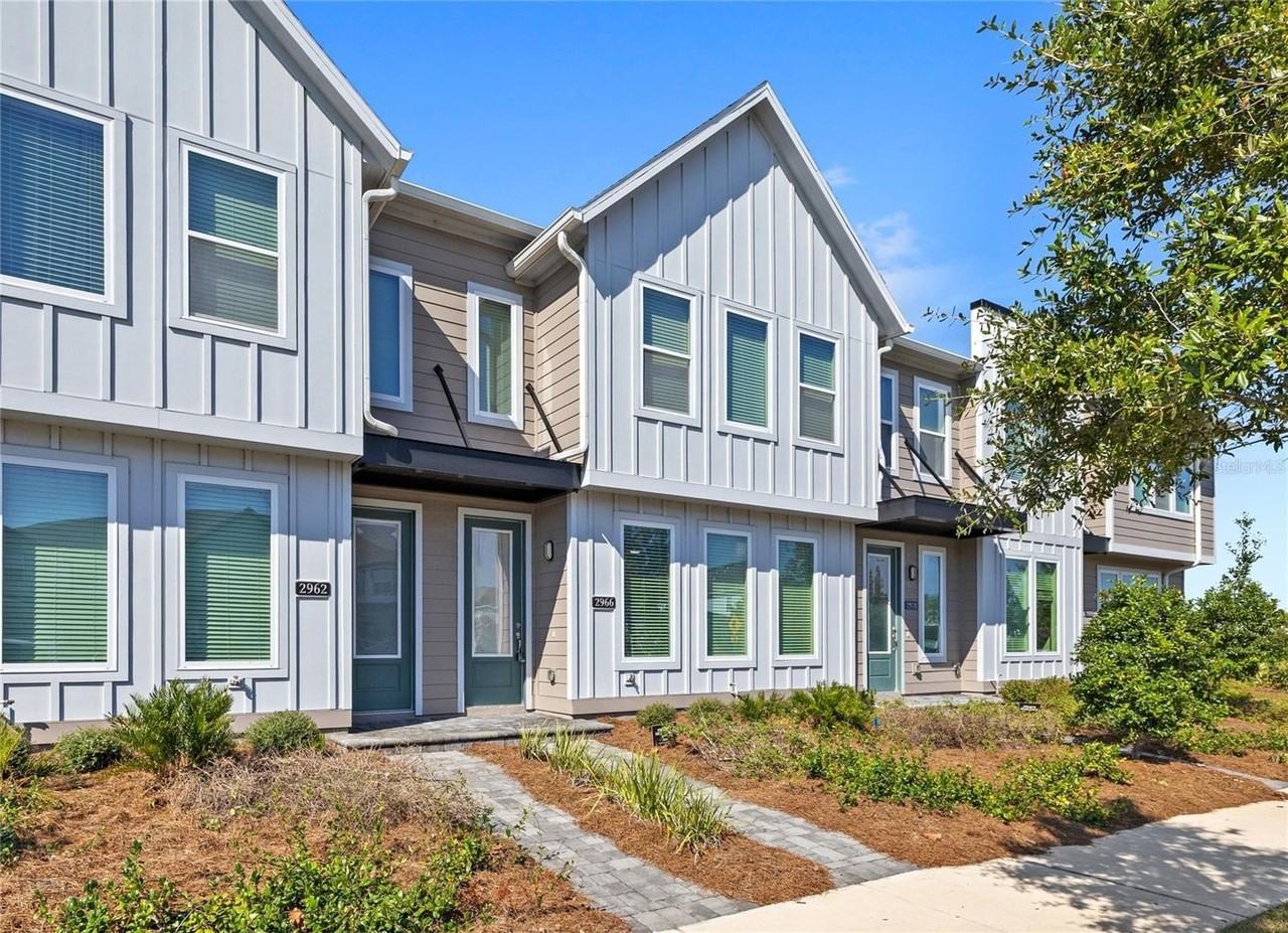 2966 Voyager Ave - Photo 2 of 50