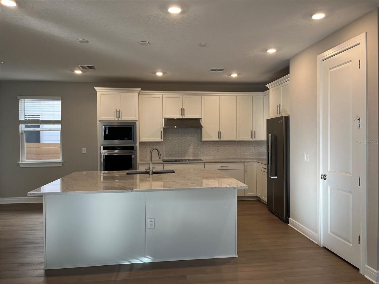 3012 Polaris Dr - Photo 6 of 21