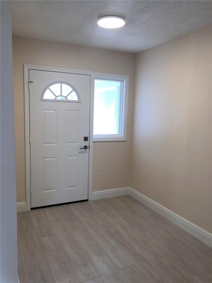 603 Bahia Cir - Photo 5 of 27