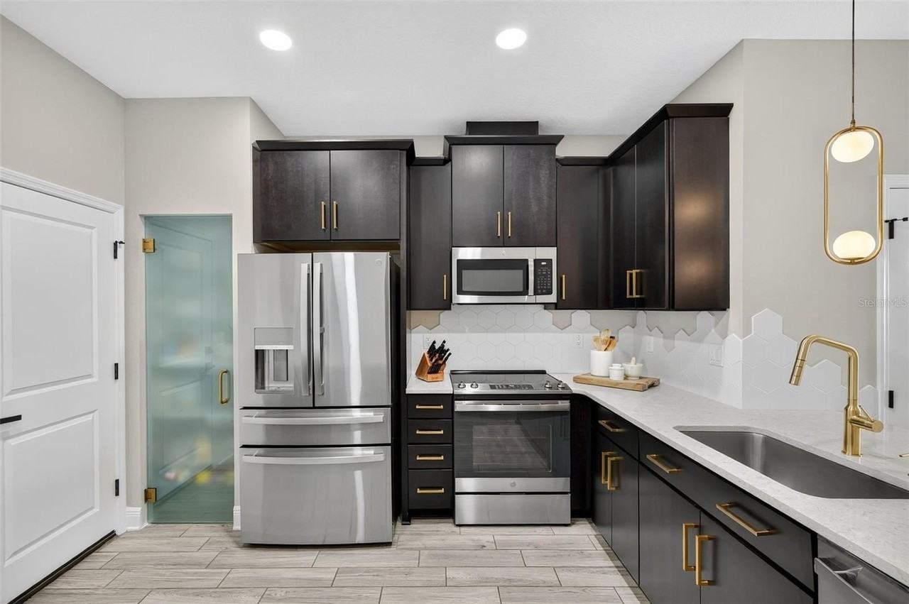 2419 Foggy Creek Cir - Photo 6 of 45