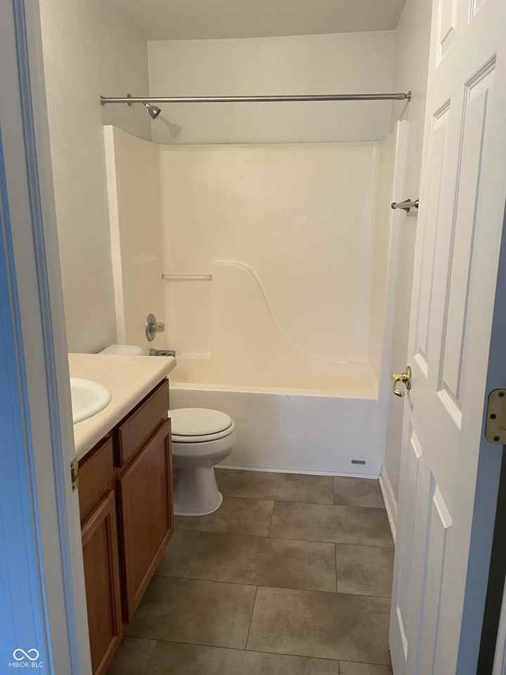 1195 Count Turf Ct - Photo 6 of 17