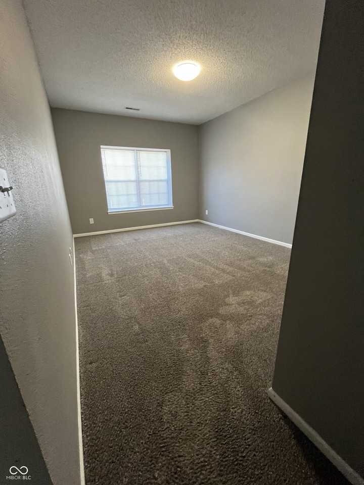 8351 Brambleberry Dr - Photo 5 of 18