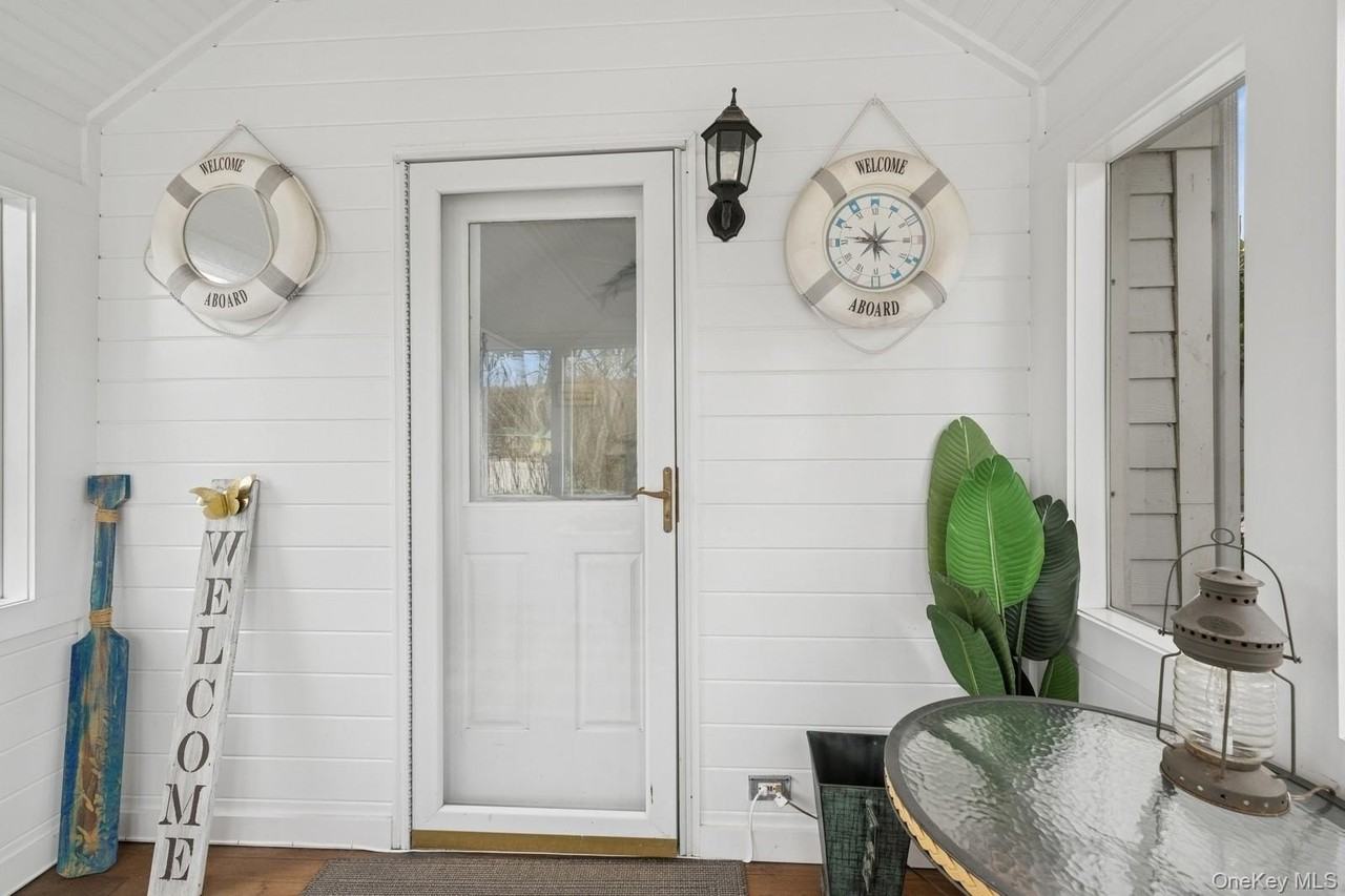 424 Fourth Street - Photo 7 of 23