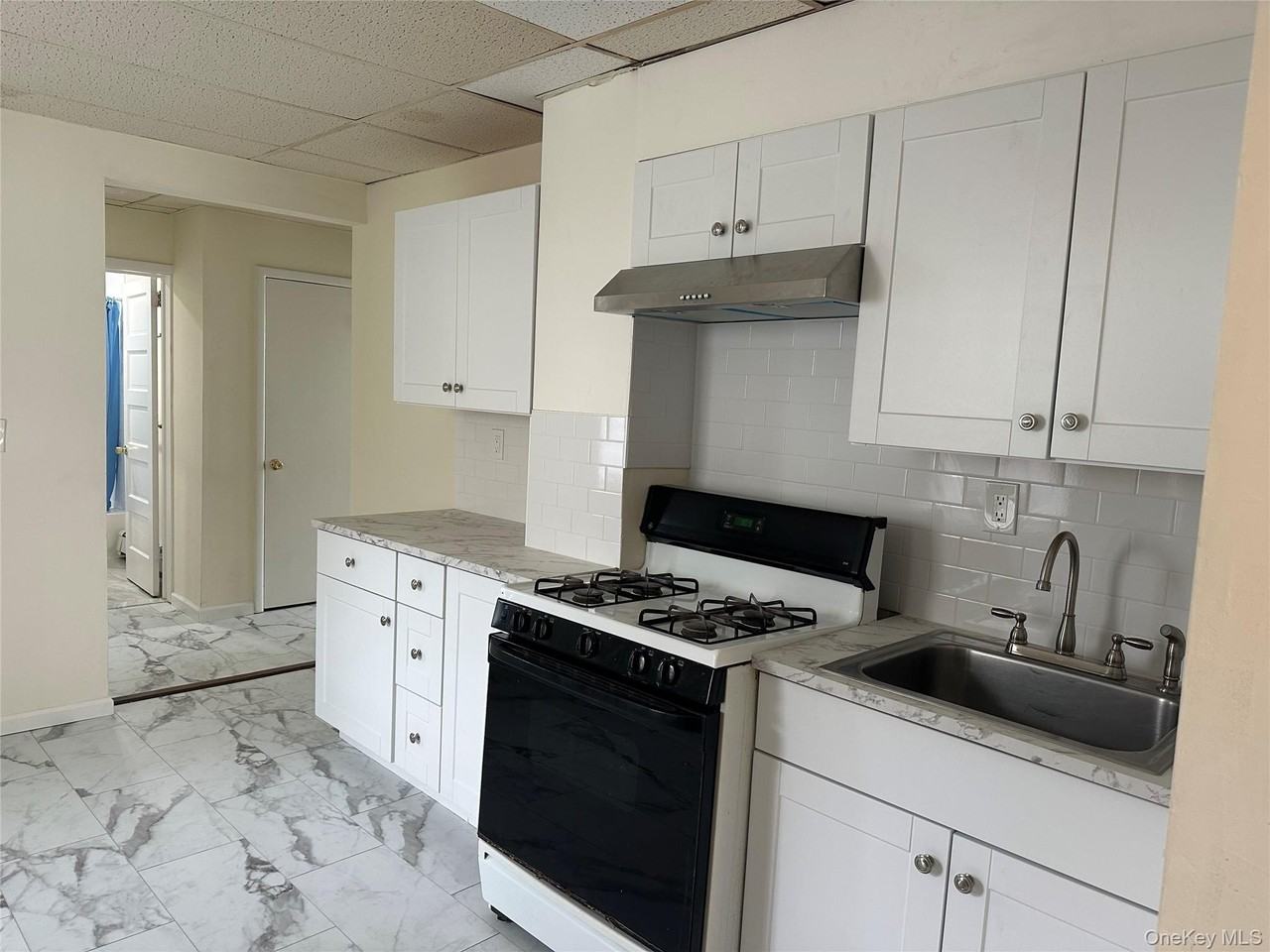 61 Nassau Avenue #1stFL - Photo 3 of 11