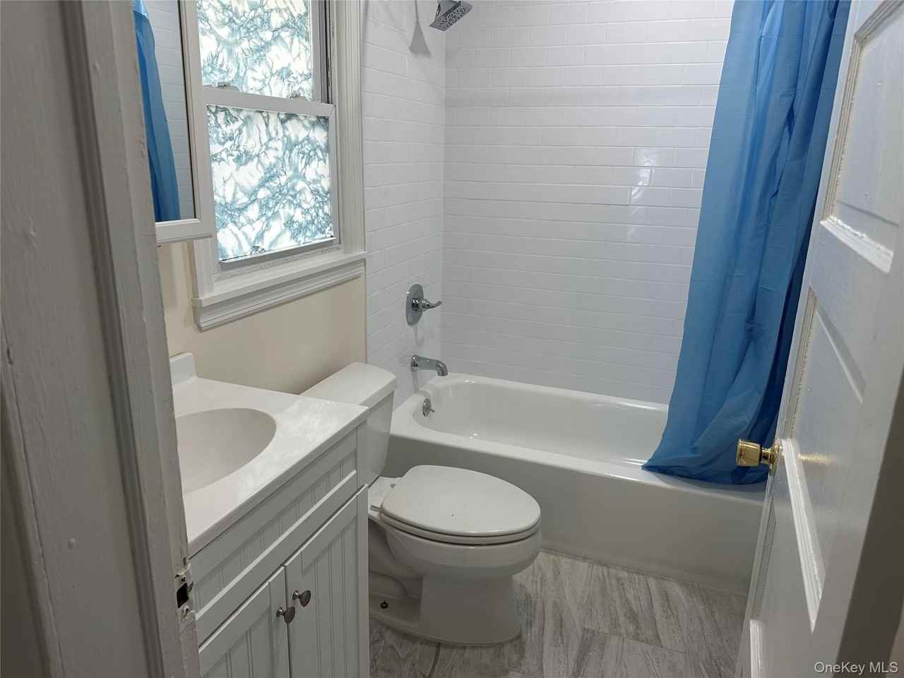 61 Nassau Avenue #1stFL - Photo 7 of 11