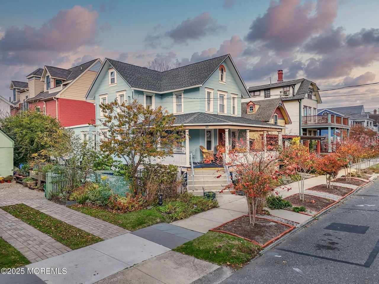 83 Broadway - Photo 2 of 37