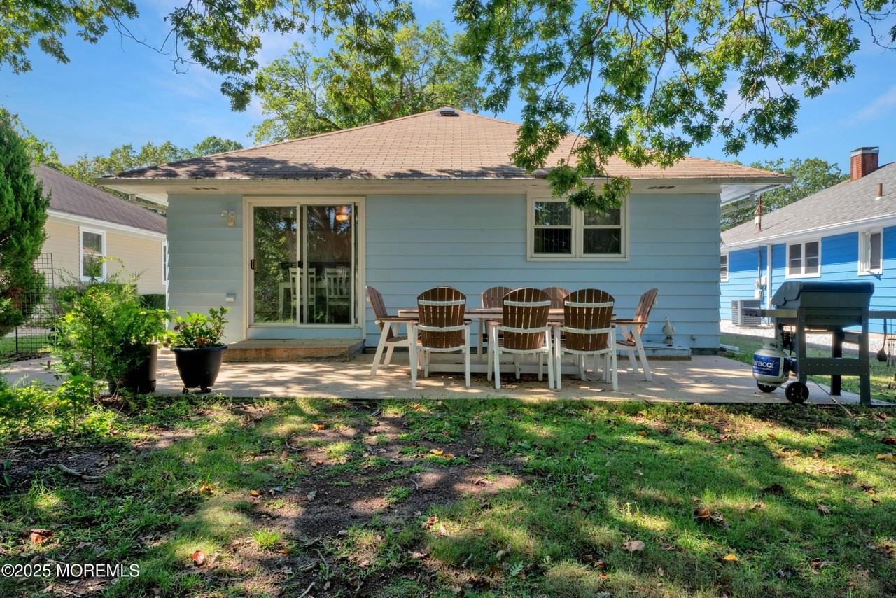 24 Mount Matterhorn Ln - Photo 3 of 15