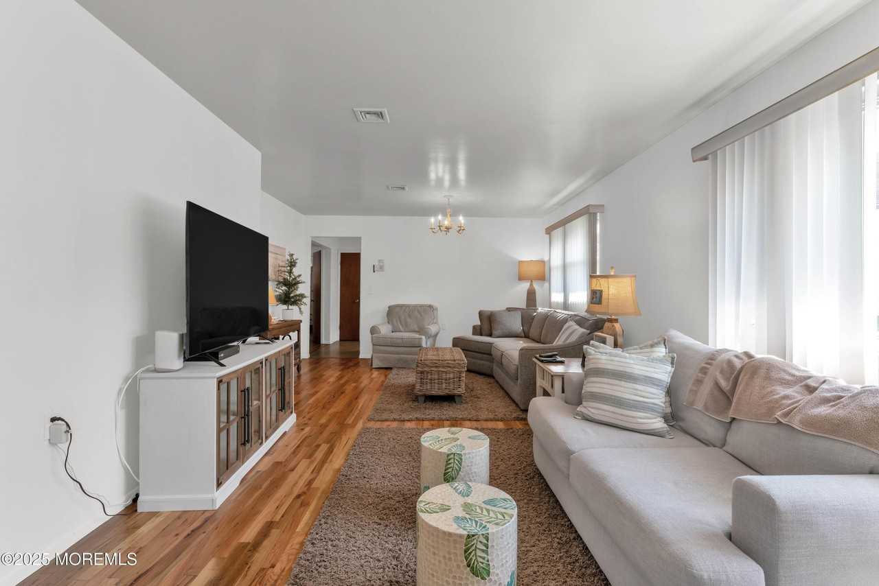 24 Mount Matterhorn Ln - Photo 6 of 15