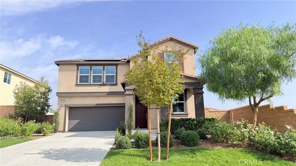 2407 Walker St - Photo 2 of 8