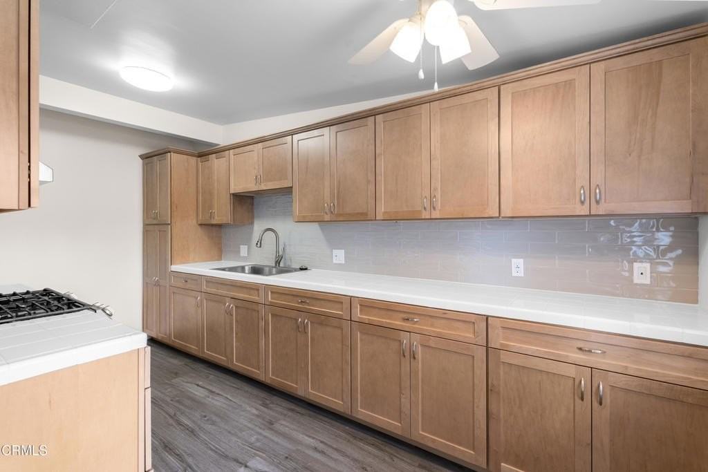 2707 Montrose Ave #8 - Photo 4 of 14