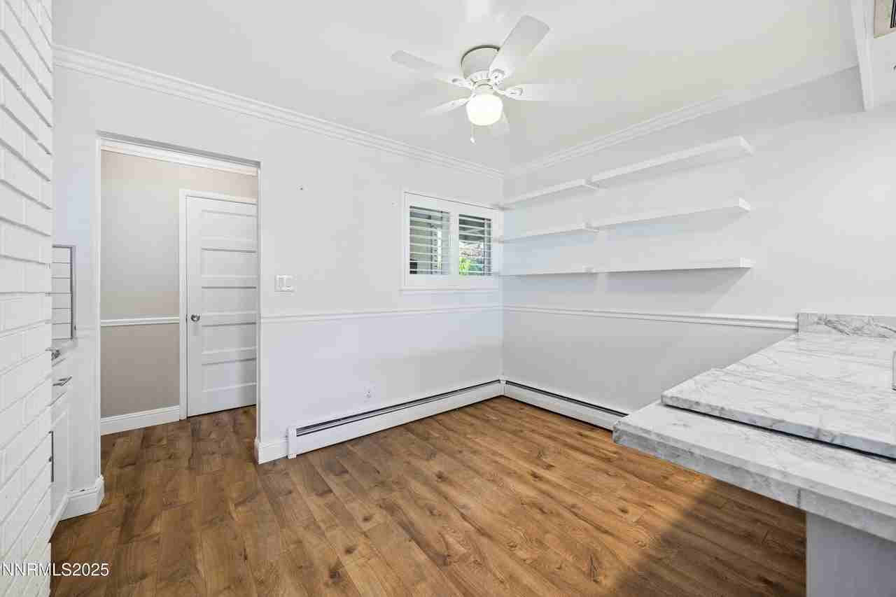 601 Ivy Street - Photo 7 of 32