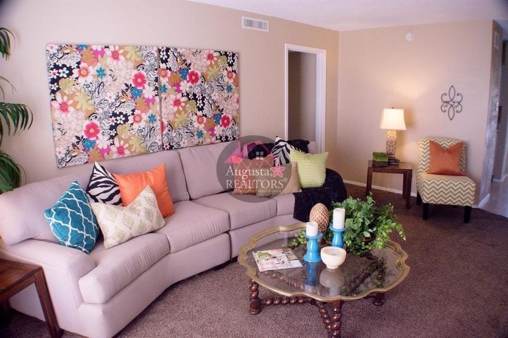 2800 Sayles Blvd #19B - Photo 2 of 12