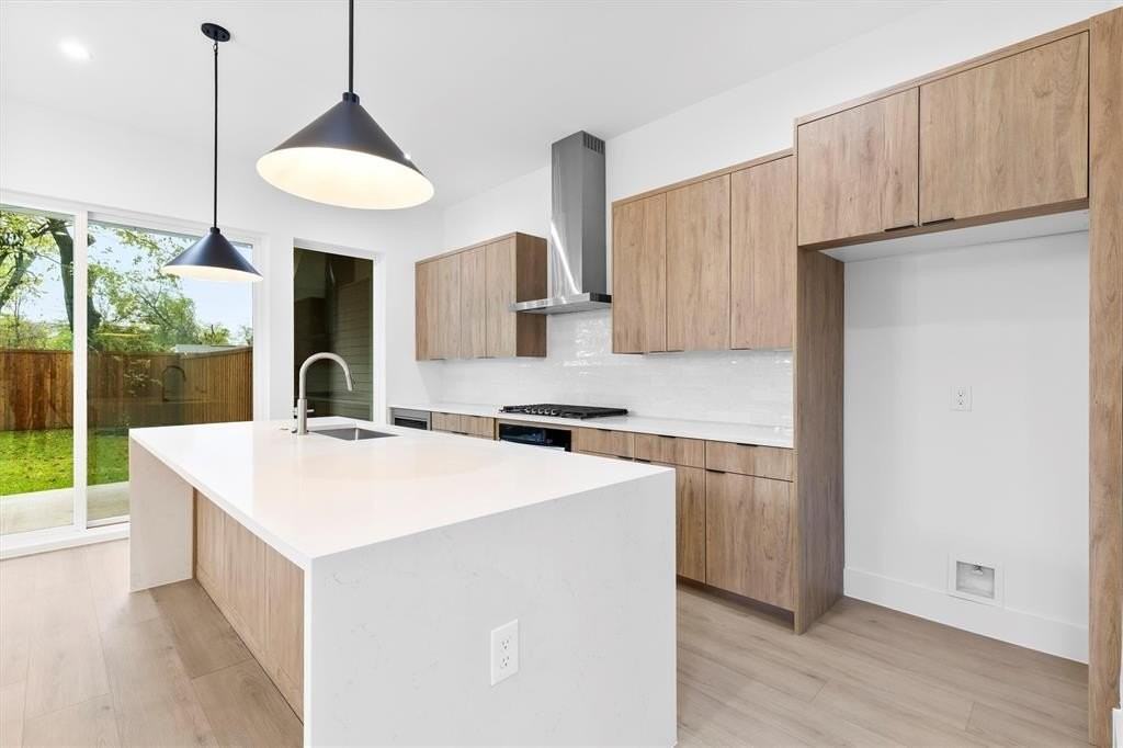 2814 Guymon St - Photo 5 of 23